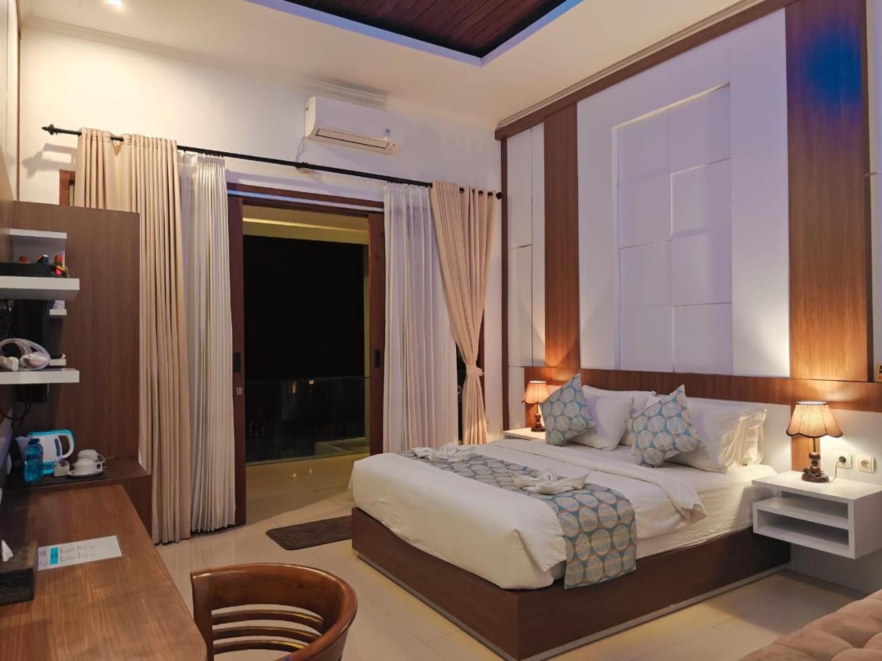 Nusa Sedayu Hotel By Ocean View Batununggul Экстерьер фото