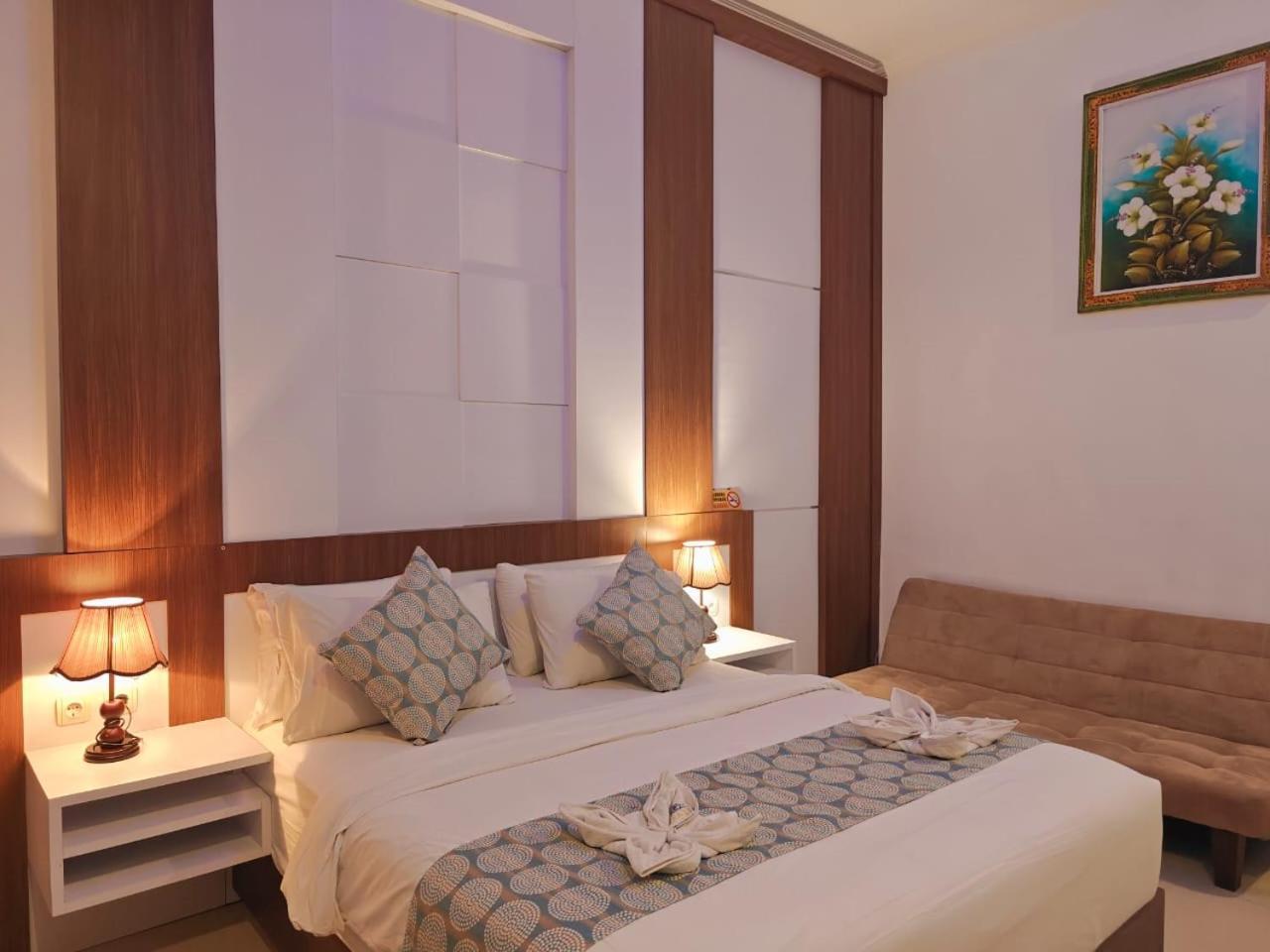 Nusa Sedayu Hotel By Ocean View Batununggul Экстерьер фото
