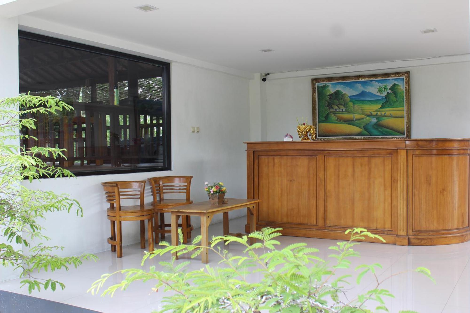 Nusa Sedayu Hotel By Ocean View Batununggul Экстерьер фото
