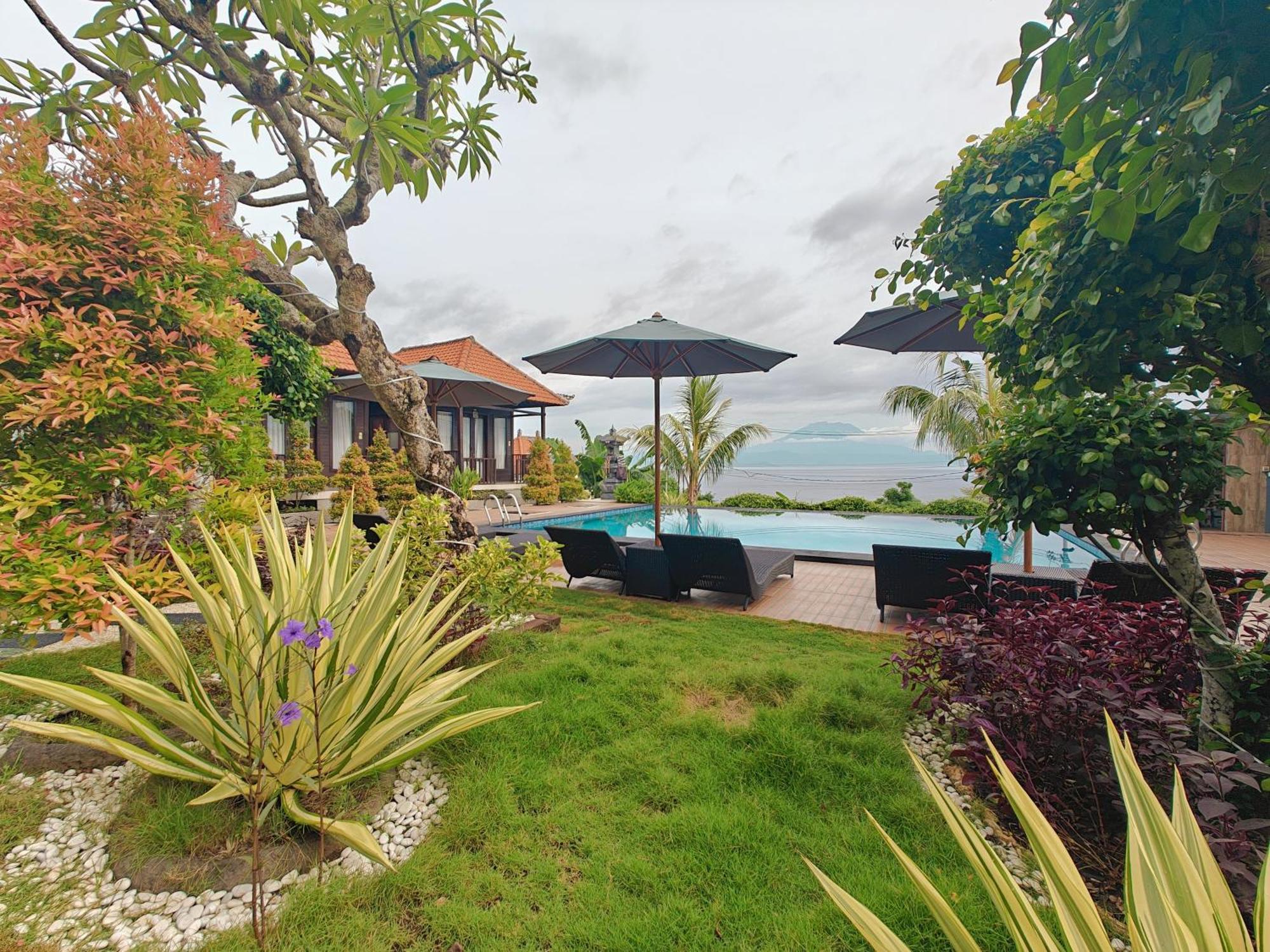 Nusa Sedayu Hotel By Ocean View Batununggul Экстерьер фото